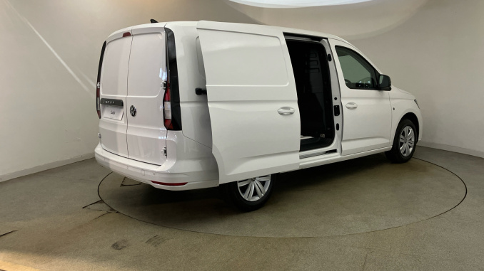 Volkswagen Caddy Maxi Caddy Cargo Maxi C20 Diesel 2.0 TDI 102 Commerce Plus Van [Assistance] - Image 40